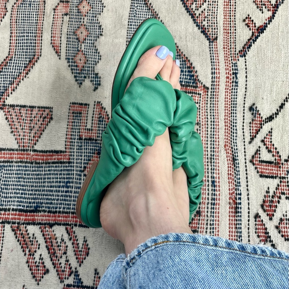 HEREU Nuvola ‘Scrunchy’ Leather Sandals Flip-flops 6/36 - Picture 5 of 9
